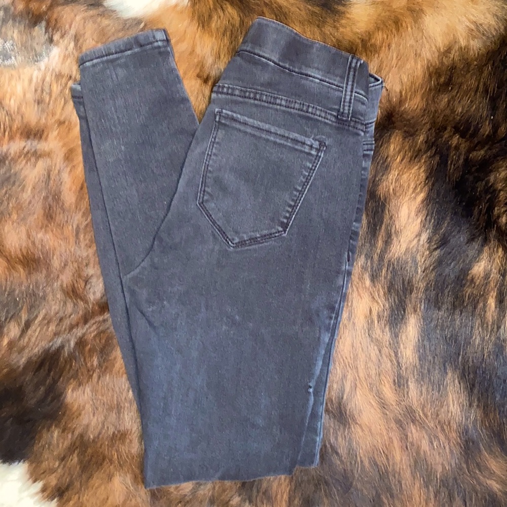 Black Cello skinny jeans/ jeggins size Small